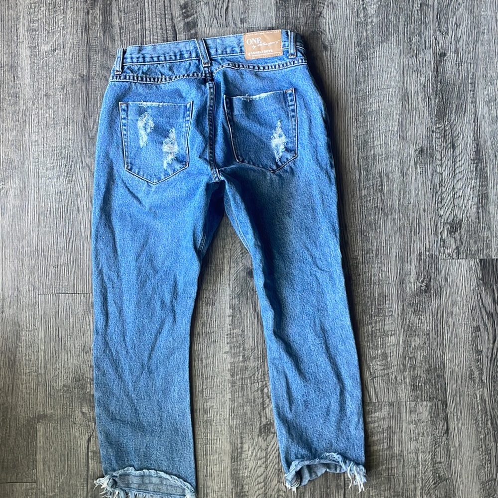 One tablespoon distressed style denim jeans.(24) - Picture 16 of 16